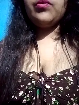 Love-Veronica online show from 02/18/26, 05:53