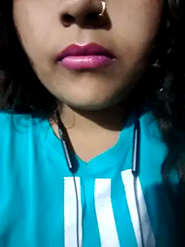 Love-Veronica online show from 02/10/26, 09:30