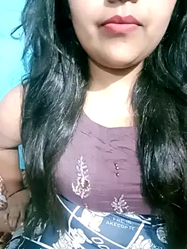 Love-Veronica online show from 05/12/26, 06:03