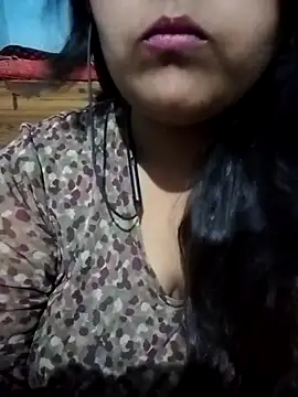 Love-Veronica online show from 04/26/26, 01:41