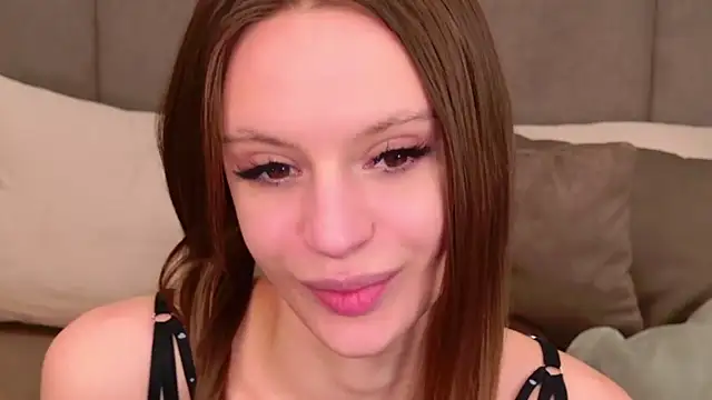 RebeccaMartons online show from 02/05/25, 03:45