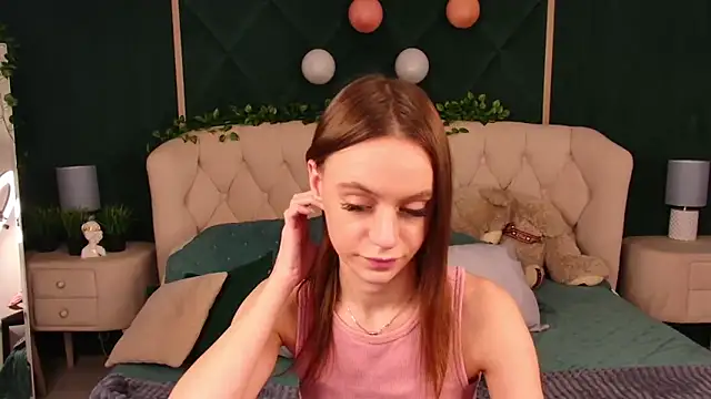 RebeccaMartons online show from 02/16/25, 04:09
