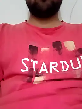 Snapshot of smartboy010101 chatting on 03/18/25, 07:33 smartboy010101 online show from 03/18/25, 07:33