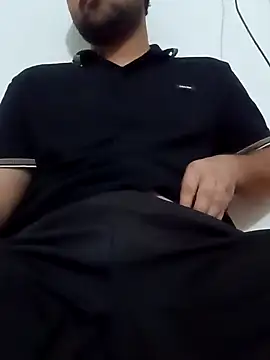 Snapshot of smartboy010101 chatting on 03/14/25, 01:57 smartboy010101 online show from 03/14/25, 01:57