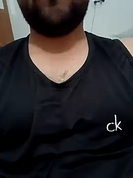 Snapshot of smartboy010101 chatting on 02/21/25, 12:49 smartboy010101 online show from 02/21/25, 12:49