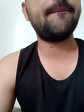 Snapshot of smartboy010101 chatting on 10/18/25, 09:55 smartboy010101 online show from 10/18/25, 09:55