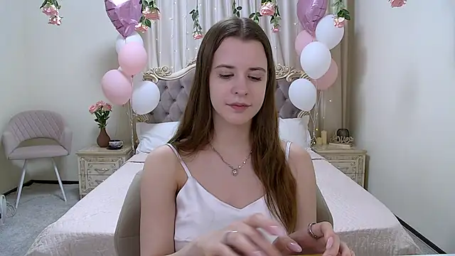 Snapshot of AgataAisitt chatting on 03/04/25, 03:33 AgataAisitt online show from 03/04/25, 03:33