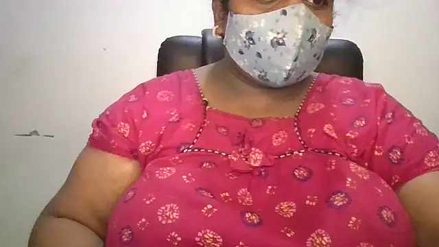 Sexy Radhikaa online show from 07/21/26, 01:30