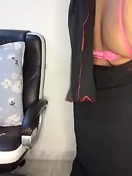 Sexy Radhikaa online show from 05/26/26, 11:25