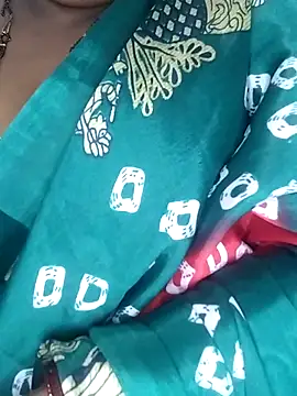 Sexy Radhikaa online show from 03/11/26, 04:45