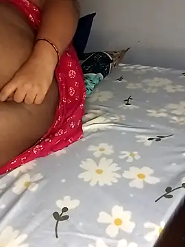 Sexy Radhikaa online show from 04/17/26, 05:32