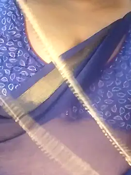 Sexy Radhikaa online show from 12/18/25, 02:21
