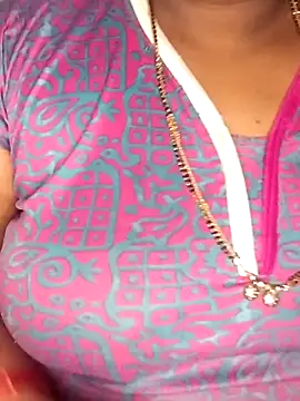 Sexy Radhikaa online show from 11/21/25, 04:33