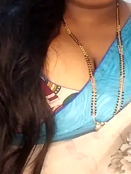 Sexy Radhikaa online show from 12/14/25, 02:44