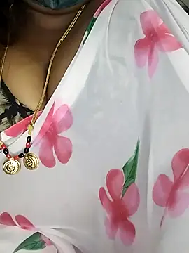 Sexy Radhikaa online show from 11/12/25, 05:22