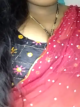 Sexy Radhikaa online show from 03/08/26, 06:33