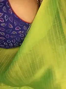 Sexy Radhikaa online show from 12/15/25, 05:52
