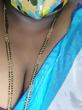 Sexy Radhikaa online show from 11/08/25, 04:49