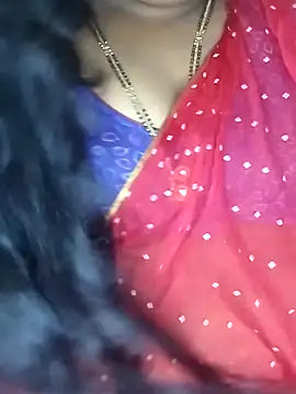 Sexy Radhikaa online show from 01/07/26, 07:41