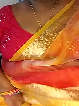 Sexy Radhikaa online show from 05/22/26, 01:14
