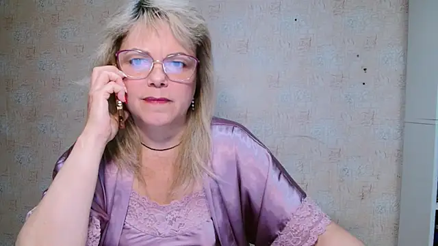 sweetsunset11 online show from 10/05/25, 02:19