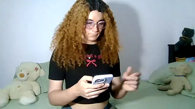 Snapshot of CELESSTESeductora chatting on 06/14/26, 04:41 CELESSTESeductora online show from 06/14/26, 04:41