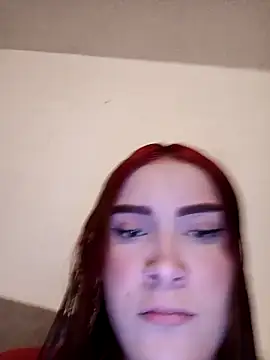 laura arias018 online show from 10/17/25, 11:28