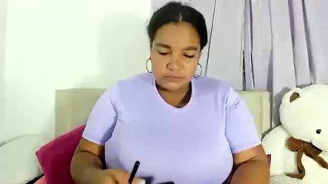 macarenaawills online show from 04/05/26, 04:57