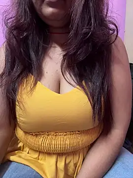 Snapshot of _nishalove19 chatting on 01/15/25, 08:05 nishalove19 online show from 01/15/25, 08:05