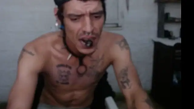 tayler punk noise online show from 01/19/25, 12:49