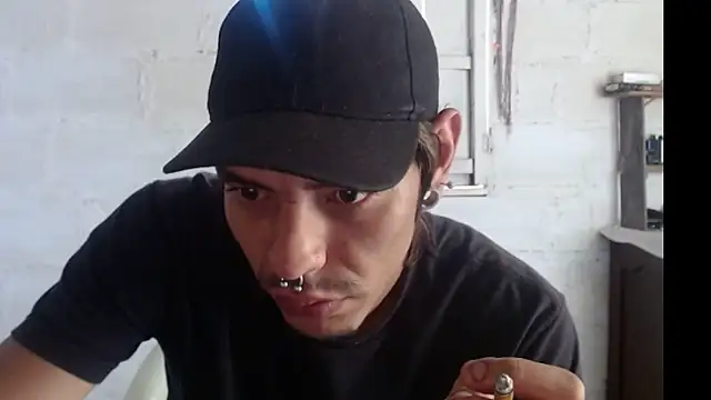 tayler punk noise online show from 01/18/25, 03:59