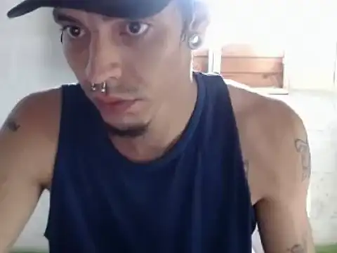 tayler punk noise online show from 12/24/24, 05:23