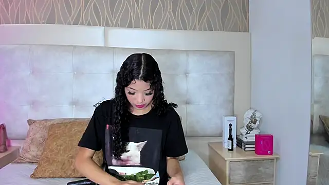 ChantalHans online show from 04/02/26, 10:27