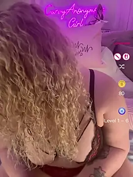 CurvyAnonymousGirl89 online show from 05/12/26, 06:36