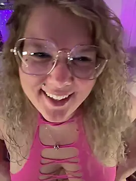 CurvyAnonymousGirl89 online show from 02/26/26, 05:02