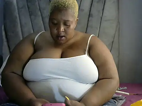 Fatnastyass44 online show from 11/08/25, 09:46