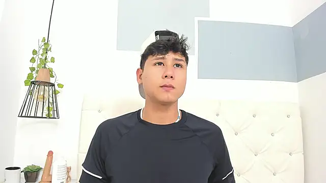 RaidenBoy1 online show from 02/07/25, 07:49