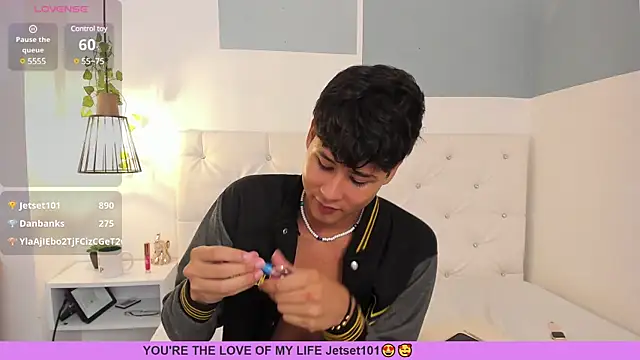 RaidenBoy1 online show from 02/07/25, 03:45