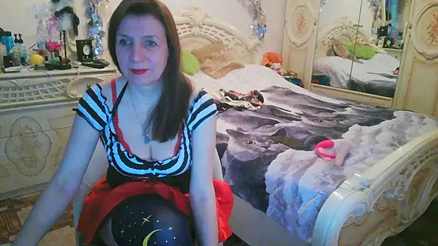 Debra Phoenix online show from 04/10/26, 10:17