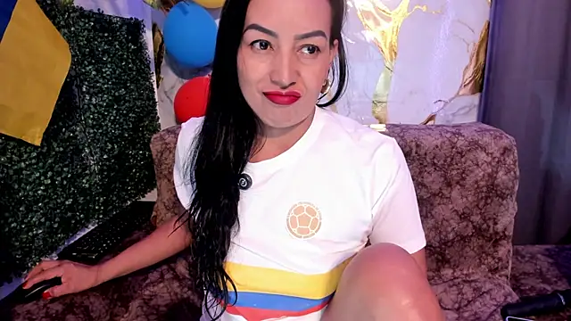 Snapshot of MeleekXXX_ chatting on 07/03/26, 08:15 MeleekXXX online show from 07/03/26, 08:15