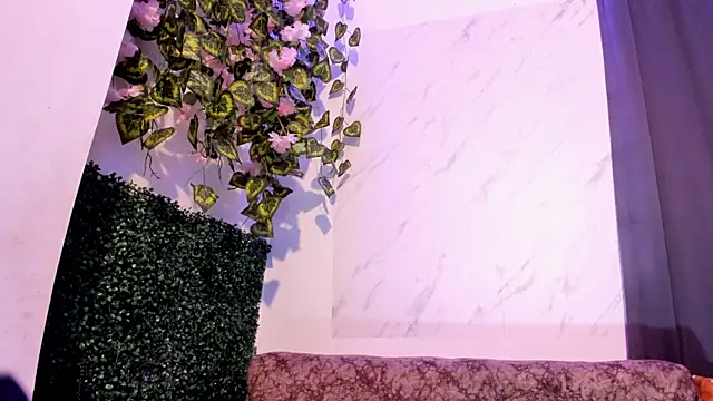 MeleekXXX  online show from 03/23/26, 08:19