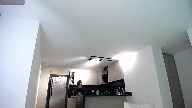 varenkaivanova 22 online show from 03/27/26, 01:58