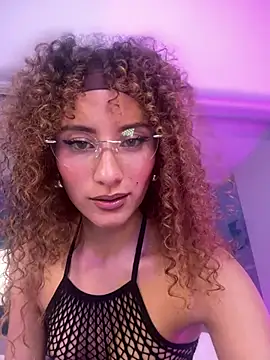 Snapshot of varenkaivanova_22 chatting on 02/22/25, 11:02 varenkaivanova 22 online show from 02/22/25, 11:02