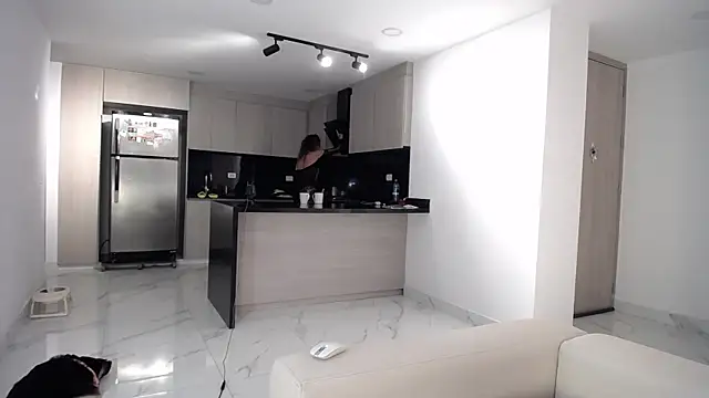 varenkaivanova 22 online show from 04/07/26, 03:52