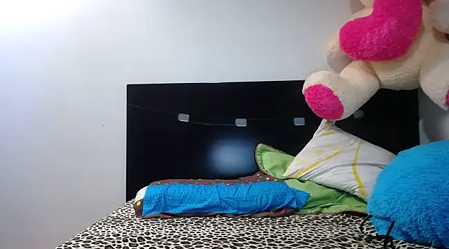 princehermosa44 online show from 03/22/25, 02:58