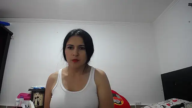 princehermosa44 online show from 05/11/26, 08:50