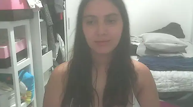 Snapshot of xBubblyBarbiexx chatting on 01/04/25, 02:03 xBubblyBarbiexx online show from 01/04/25, 02:03