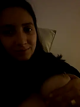 Snapshot of xBubblyBarbiexx chatting on 10/14/25, 03:07 xBubblyBarbiexx online show from 10/14/25, 03:07