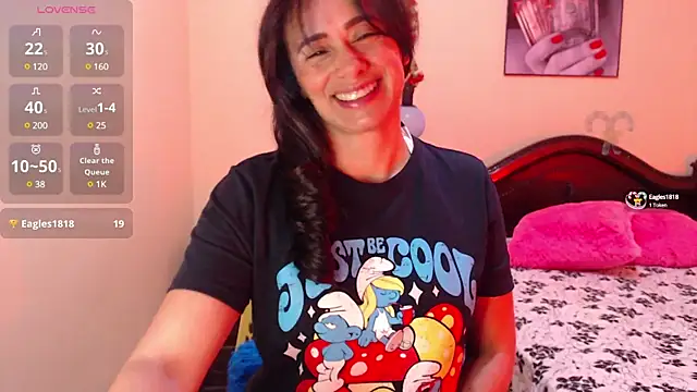 Snapshot of sara_florez1 chatting on 03/05/25, 11:06 sara florez1 online show from 03/05/25, 11:06