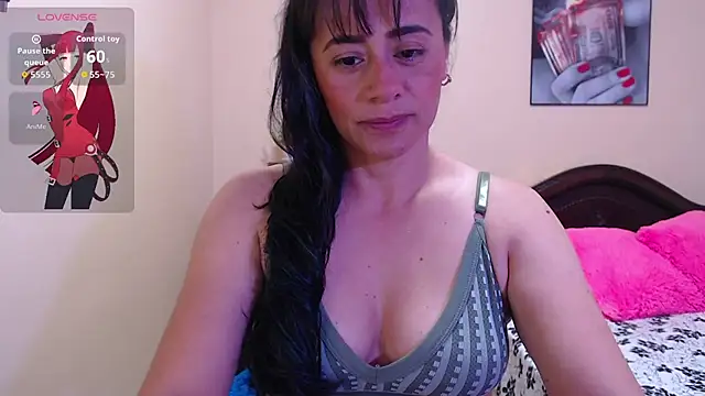 sara florez1 online show from 02/07/26, 11:07